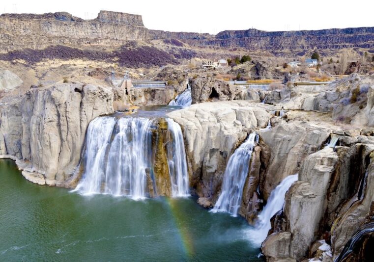 Shoshone falls