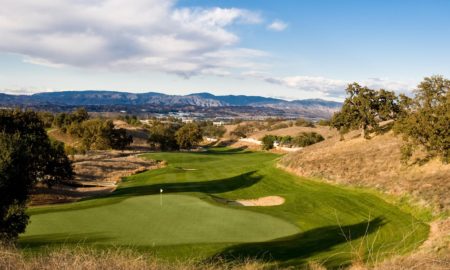 The Oaks Club at Valencia